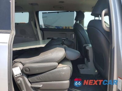 Zdjęcie 10 z 12 samochodu: 2017 KIA SEDONA EX VIN:KNDMC5C14H6255415 - miniatura