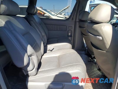 Zdjęcie 11 z 13 samochodu: 2000 TOYOTA SIENNA XLE VIN:4T3ZF13C9YU297391 - miniatura