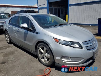 Czwarte zdjęcie samochodu z boku: 2014 CHEVROLET VOLT VIN:1G1RE6E45EU159399 - miniatura
