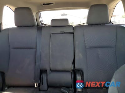 Zdjęcie 10 z 13 samochodu: 2017 TOYOTA HIGHLANDER LE VIN:5TDBZRFH7HS467148 - miniatura