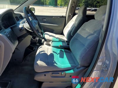 Zdjęcie 7 z 13 samochodu: 2001 HONDA ODYSSEY EX VIN:2HKRL186X1H520143 - miniatura