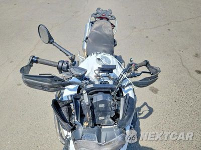 Piąte zdjęcie samochodu w środku: 2025 BMW F800 GS VIN:WB10K5307S6L52749 - miniatura