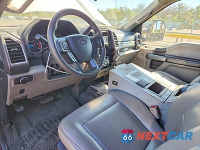Zdjęcie 8 z 13 samochodu: 2017 FORD F550 SUPER DUTY VIN:1FD0X5HT1HEF00606 - miniatura