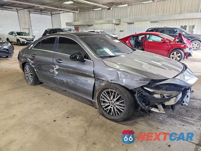 Czwarte zdjęcie samochodu z boku: 2020 MERCEDES-BENZ CLA 250 4MATIC VIN:WDD5J4HB1LN029178 - miniatura