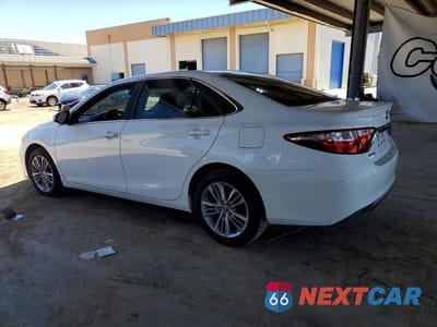 Drugie zdjęcie samochodu z przodu: 2016 TOYOTA CAMRY SE VIN:4T1BF1FK6GU500975 - miniatura