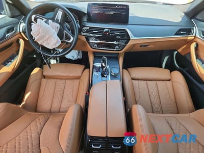 Zdjęcie 8 z 12 samochodu: 2022 BMW 530XE VIN:WBA33AG08NCK77093 - miniatura