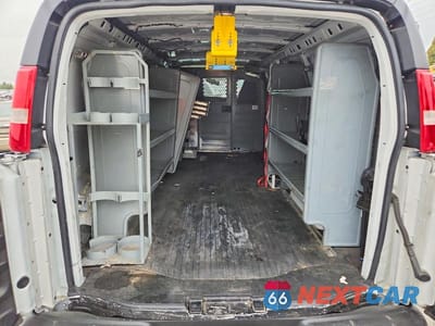 Zdjęcie 10 z 14 samochodu: 2021 CHEVROLET EXPRESS G2500 VIN:1GCWGBFP6M1253622 - miniatura
