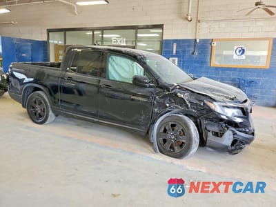 Czwarte zdjęcie samochodu z boku: 2019 HONDA RIDGELINE BLACK EDITION VIN:5FPYK3F8XKB043686 - miniatura