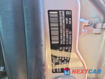Zdjęcie 12 z 12 samochodu: 2017 JEEP RENEGADE SPORT VIN:ZACCJBAB8HPG18212 - miniatura