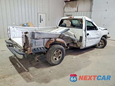 Trzecie zdjęcie samochodu z tyłu: 1999 CHEVROLET SILVERADO C1500 VIN:1GCEC14W4XE216609 - miniatura