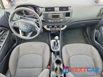 Zdjęcie 8 z 13 samochodu: 2013 KIA RIO LX VIN:KNADM4A30D6276197 - miniatura