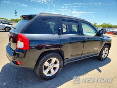 Trzecie zdjęcie samochodu z tyłu: 2012 JEEP COMPASS SPORT VIN:1C4NJCBA6CD687279 - miniatura