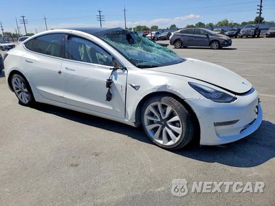 Czwarte zdjęcie samochodu z boku: 2020 TESLA MODEL 3 VIN:5YJ3E1EC6LF627637 - miniatura