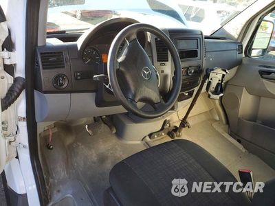 Zdjęcie 8 z 13 samochodu: 2012 MERCEDES-BENZ SPRINTER 2500 DELIVERY VAN VIN:WD3PE8CB3C5612299 - miniatura
