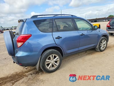 Trzecie zdjęcie samochodu z tyłu: 2008 TOYOTA RAV4 BASE VIN:JTMBK35V085063834 - miniatura
