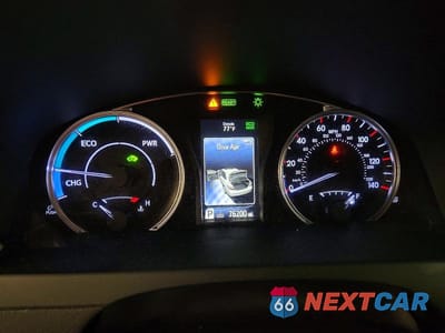 Zdjęcie 9 z 12 samochodu: 2016 TOYOTA CAMRY HYBRID SE VIN:4T1BD1FK3GU197045 - miniatura