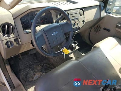 Zdjęcie 8 z 12 samochodu: 2008 FORD F550 SUPER DUTY VIN:1FDAF56R98EA03057 - miniatura