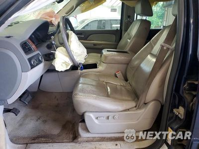 Zdjęcie 7 z 13 samochodu: 2007 CHEVROLET SUBURBAN K1500 VIN:1GNFK16307J244822 - miniatura