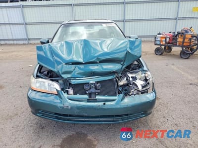 Piąte zdjęcie samochodu w środku: 2002 HONDA ACCORD EX VIN:1HGCG66882A132995 - miniatura