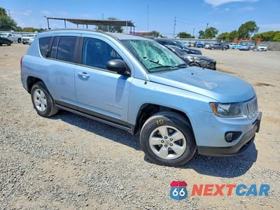 Czwarte zdjęcie samochodu z boku: 2014 JEEP COMPASS SPORT VIN:1C4NJCBA8ED593777 - miniatura