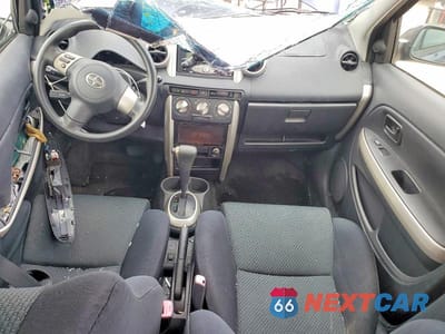 Zdjęcie 8 z 13 samochodu: 2006 SCION XA BASE VIN:JTKKT624860131469 - miniatura