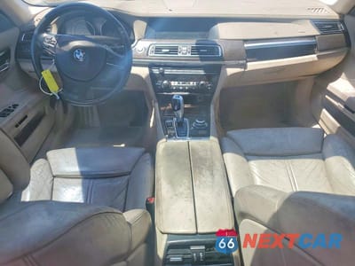 Zdjęcie 8 z 13 samochodu: 2011 BMW 750 LI VIN:WBAKB8C55BCY66445 - miniatura
