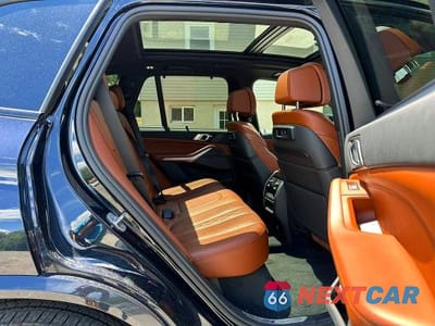 Zdjęcie 8 z 10 samochodu: 2021 BMW X5 XDRIVE45E VIN:5UXTA6C07M9E53785 - miniatura