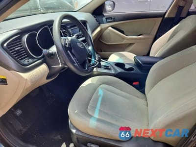 Zdjęcie 7 z 12 samochodu: 2011 KIA OPTIMA LX VIN:KNAGM4A71B5129227 - miniatura