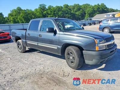 Czwarte zdjęcie samochodu z boku: 2004 CHEVROLET SILVERADO C1500 VIN:2GCEC13T141430381 - miniatura