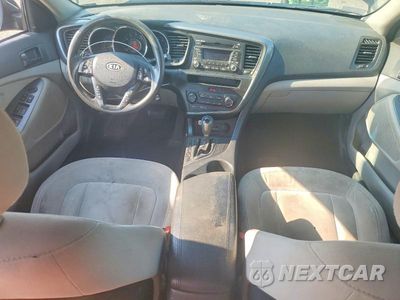 Zdjęcie 8 z 12 samochodu: 2011 KIA OPTIMA LX VIN:KNAGM4A76B5127151 - miniatura
