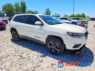 Czwarte zdjęcie samochodu z boku: 2019 JEEP CHEROKEE LATITUDE PLUS VIN:1C4PJMLX4KD329811 - miniatura