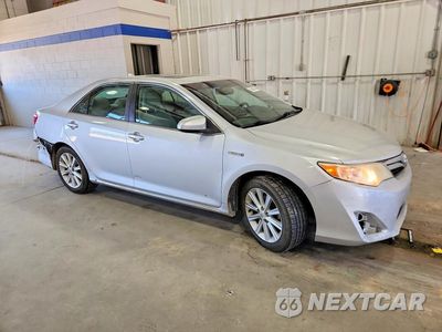 Czwarte zdjęcie samochodu z boku: 2012 TOYOTA CAMRY HYBRID XLE VIN:4T1BD1FK7CU036112 - miniatura