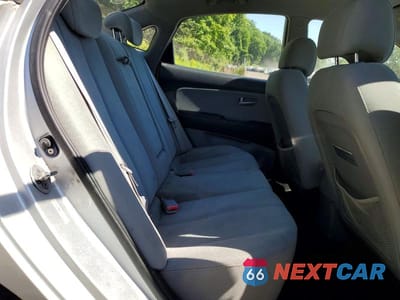 Zdjęcie 10 z 12 samochodu: 2009 HYUNDAI ELANTRA GLS VIN:KMHDU46D49U815519 - miniatura