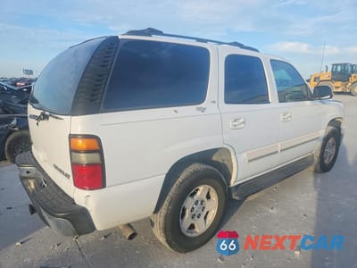 Trzecie zdjęcie samochodu z tyłu: 2005 CHEVROLET TAHOE C1500 VIN:1GNEC13T75R218939 - miniatura