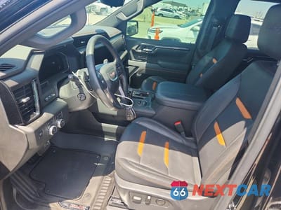 Zdjęcie 7 z 12 samochodu: 2026 GMC SIERRA K1500 AT4 VIN:3GTUUEEL2TG136703 - miniatura