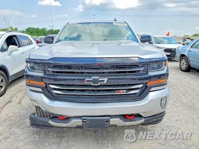 Piąte zdjęcie samochodu w środku: 2018 CHEVROLET SILVERADO K1500 LT VIN:1GCVKREH0JZ377833 - miniatura