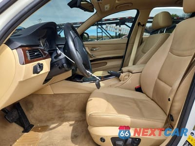 Zdjęcie 7 z 12 samochodu: 2011 BMW 328 XI SULEV VIN:WBAPK5G57BNN24630 - miniatura