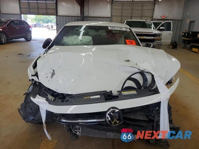 Piąte zdjęcie samochodu w środku: 2025 VOLKSWAGEN JETTA SPORT VIN:3VWBX7BU8SM005862 - miniatura