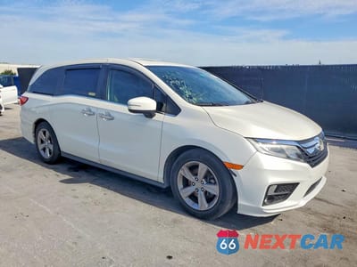 Czwarte zdjęcie samochodu z boku: 2018 HONDA ODYSSEY EXL VIN:5FNRL6H77JB055308 - miniatura