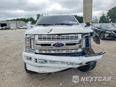 Piąte zdjęcie samochodu w środku: 2019 FORD F250 SUPER DUTY VIN:1FT7W2BT9KEE78830 - miniatura