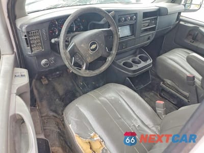Zdjęcie 8 z 13 samochodu: 2014 CHEVROLET EXPRESS G2500 VIN:1GCWGFCA6E1120139 - miniatura