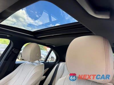 Zdjęcie 12 z 13 samochodu: 2017 MERCEDES-BENZ E 300 VIN:WDDZF4JB5HA048053 - miniatura
