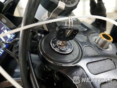 Zdjęcie 8 z 9 samochodu: 2022 YAMAHA YZFR7 VIN:JYARM38EXNA002350 - miniatura