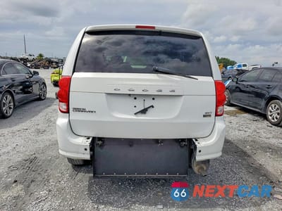 Zdjęcie 6 z 12 samochodu: 2016 DODGE GRAND CARAVAN SXT VIN:2C4RDGCGXGR180794 - miniatura