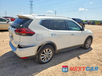 Trzecie zdjęcie samochodu z tyłu: 2018 NISSAN ROGUE VIN:KNMAT2MT7JP530986 - miniatura