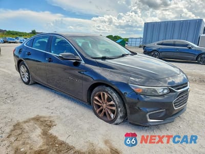 Czwarte zdjęcie samochodu z boku: 2016 CHEVROLET MALIBU LT VIN:1G1ZE5ST9GF344181 - miniatura