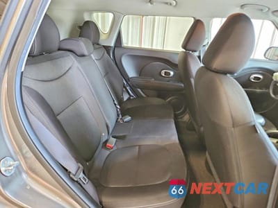 Zdjęcie 11 z 13 samochodu: 2015 KIA SOUL BASE VIN:KNDJN2A22F7182883 - miniatura