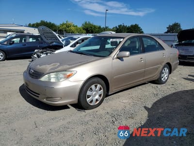 2003 TOYOTA CAMRY LE 4T1BE32K83U154894 - główne zdjęcie licytacji z USA - miniatura