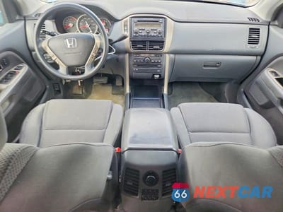 Zdjęcie 8 z 13 samochodu: 2008 HONDA PILOT SE VIN:5FNYF18318B016307 - miniatura