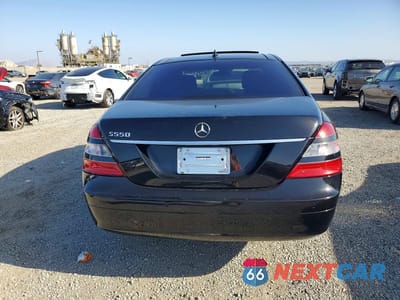 Zdjęcie 6 z 12 samochodu: 2008 MERCEDES-BENZ S 550 VIN:WDDNG71X78A220303 - miniatura